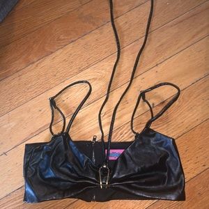 Edikted leather top